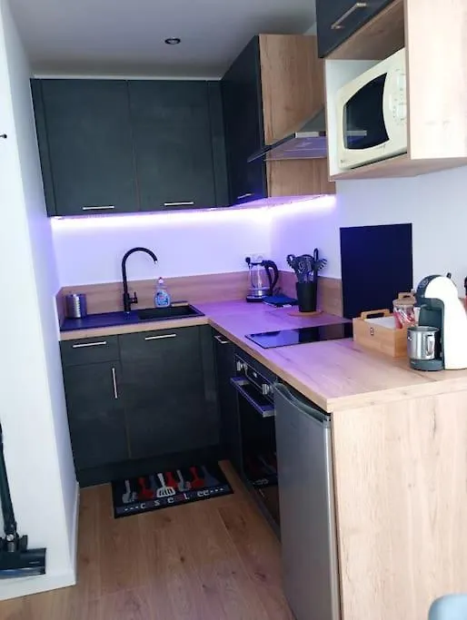 Petit Appartement Lurdy